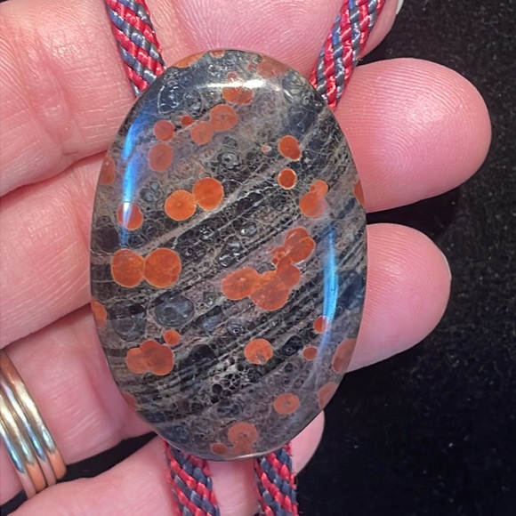 Vintage bolo tie - Picture 4 of 8